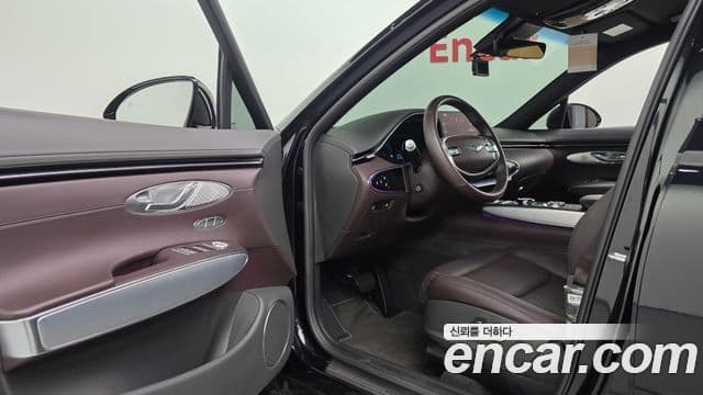 Genesis GV70 2022 — ფოტო 7/34