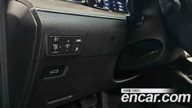 Kia K5 2023 — Şəkil 15/34