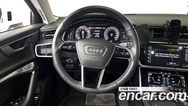 Audi A6 2019 — Фото 13/20
