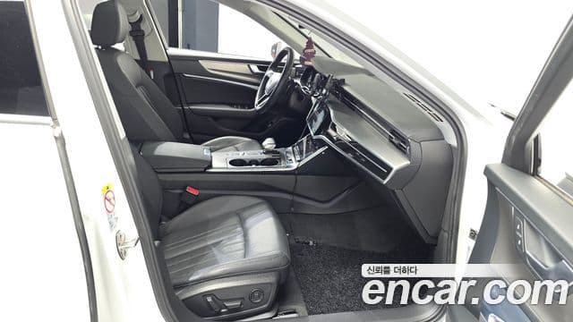 Audi A6 2019 — Şəkil 21/31