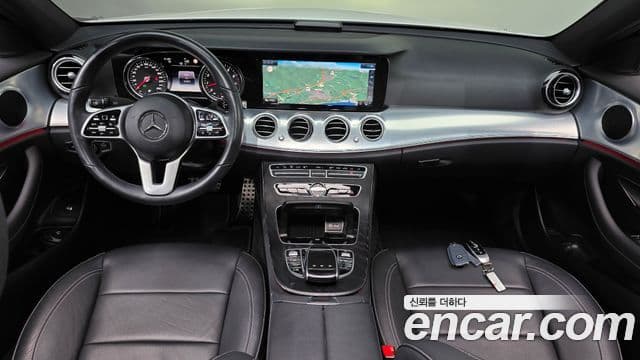 Mercedes-Benz E-Class 2020 — Фото 7/20