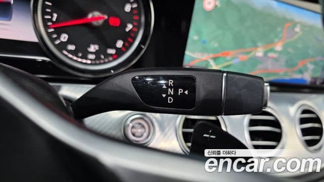 Mercedes-Benz E-Class 2020 — Фото 9/20