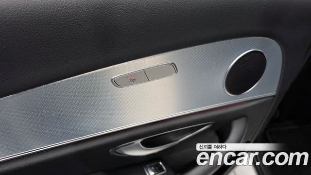 Mercedes-Benz E-Class 2020 — Şəkil 19/32