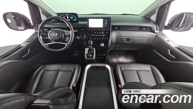 Hyundai Staria 2024 — Фото 7/20