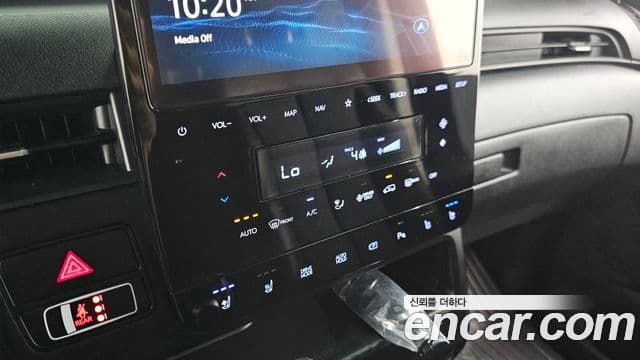 Hyundai Staria 2024 — Фото 17/20