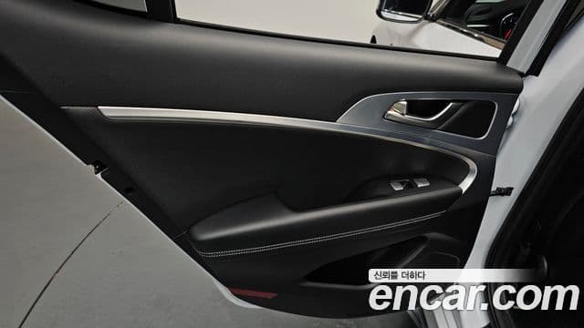 Genesis G70 2019 — Şəkil 18/35