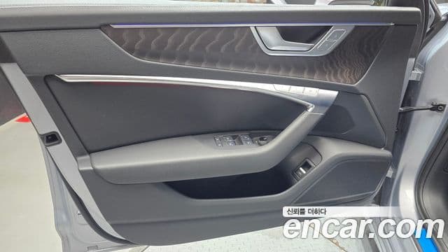 Audi A6 2022 — Photo 19/31