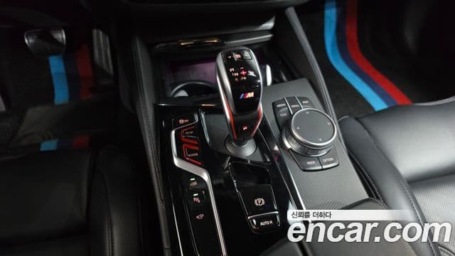 BMW M5 2021 — ფოტო 8/20
