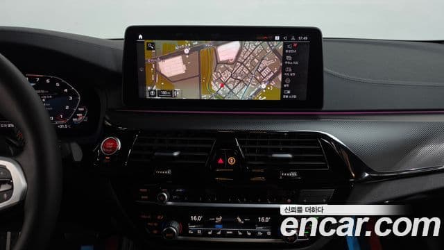 BMW M5 2021 — ფოტო 13/20