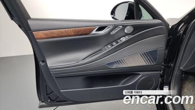 Genesis G80 2020 — ფოტო 20/42