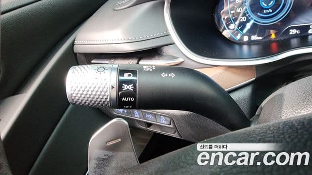 Genesis G80 2020 — ფოტო 22/42