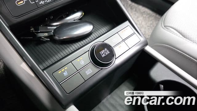Hyundai Kona 2024 — ფოტო 18/20
