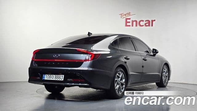 Hyundai Sonata 2022 — Фото 2/20