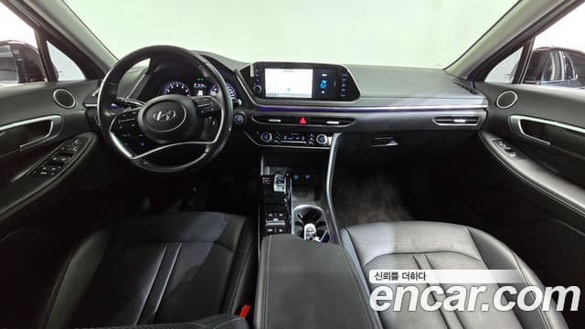 Hyundai Sonata 2022 — Фото 7/20