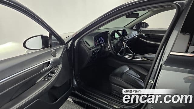 Hyundai Sonata 2022 — Фото 10/20