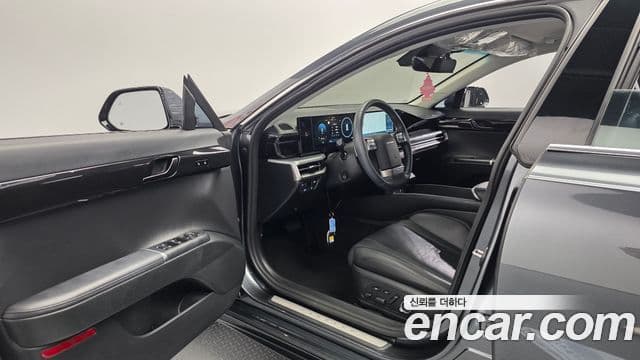 Hyundai Grandeur 2023 — ფოტო 10/20