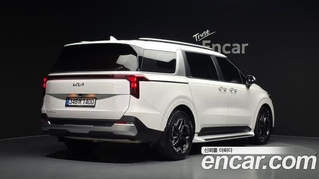 Kia Carnival 2024 — Фото 2/20