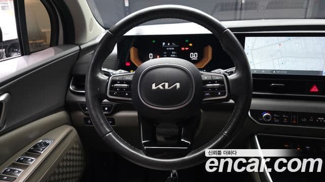 Kia Carnival 2024 — Фото 14/20