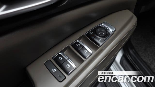Kia Carnival 2024 — Photo 15/35