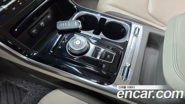 Kia Carnival 2023 — Фото 9/20