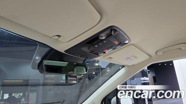 Kia Carnival 2023 — Фото 20/20