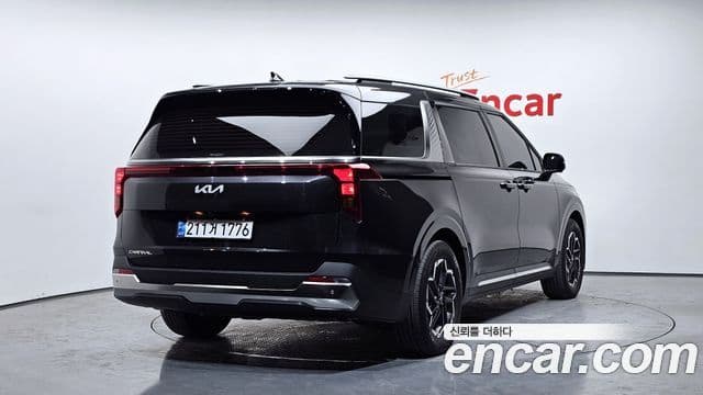 Kia Carnival 2024 — Фото 2/20