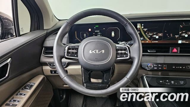 Kia Carnival 2024 — Фото 12/20