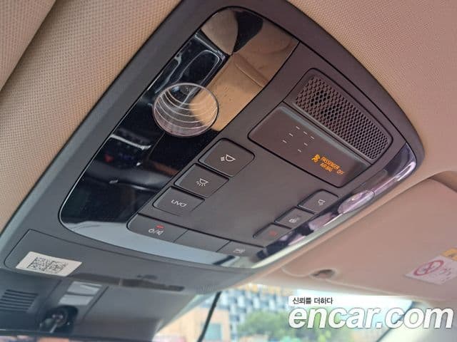 Kia Carnival 2021 — Фото 13/17