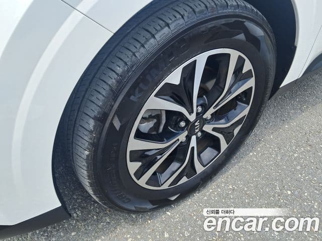 Kia Carnival 2021 — Фото 17/17