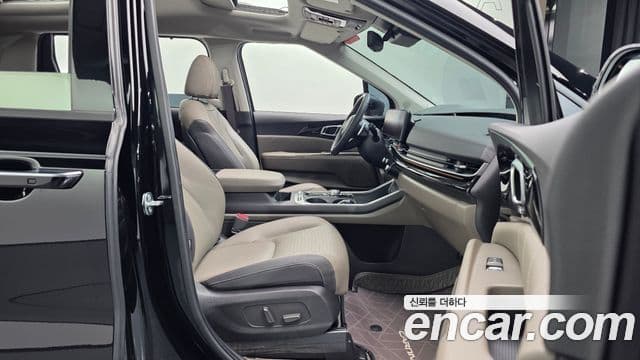 Kia Carnival 2024 — Şəkil 14/37