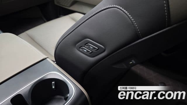 Kia Carnival 2024 — Şəkil 22/37