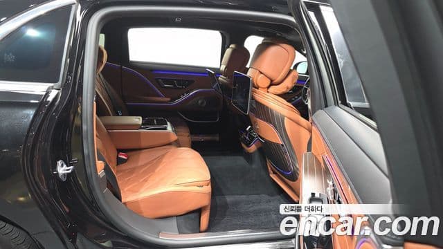 Mercedes-Benz S-Class 2023 — Фото 12/20