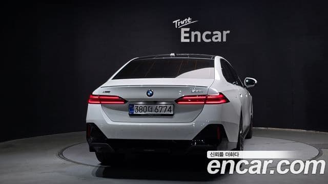 BMW 5 Series 2026 — Şəkil 4/20