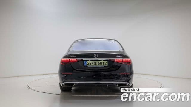 Mercedes-Benz S-Class 2025 — Photo 10/20