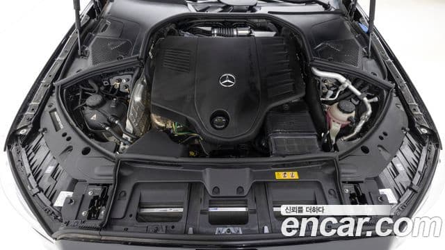 Mercedes-Benz S-Class 2025 — Photo 12/20