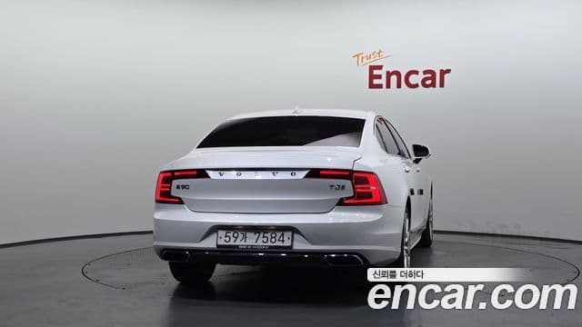 Volvo S90 2019 — Фото 4/20