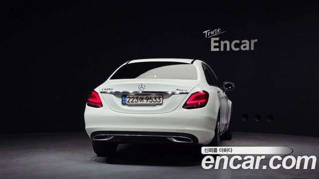 Mercedes-Benz C-Class 2020 — Фото 4/20