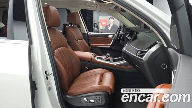 BMW X7 2020 — Фото 11/20