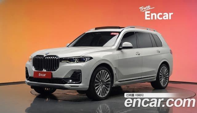 BMW X7 2020 — Фото 1/20