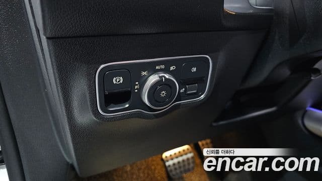 Mercedes-Benz GLB-Class 2022 — Фото 20/20