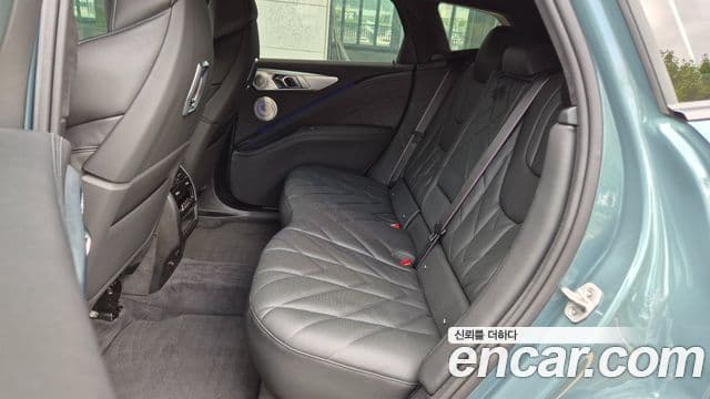 BMW XM 2025 — Şəkil 19/20