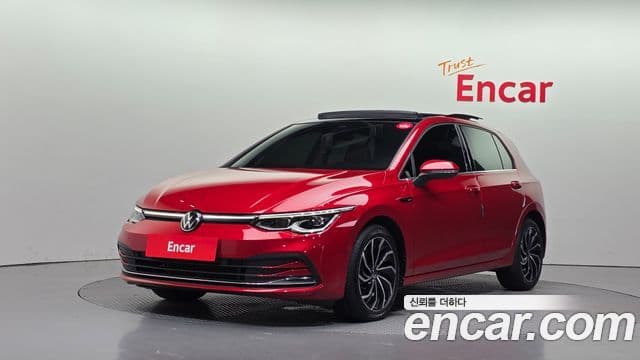 Volkswagen Golf 2022 — ფოტო 14/33