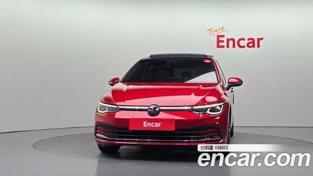 Volkswagen Golf 2022 — ფოტო 10/33