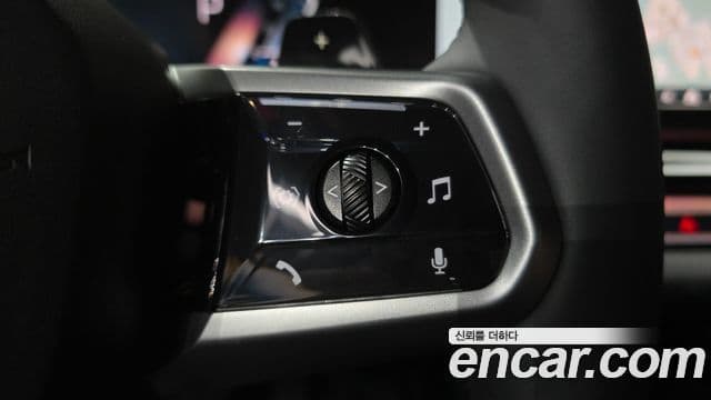 BMW 5 Series 2026 — Photo 21/31