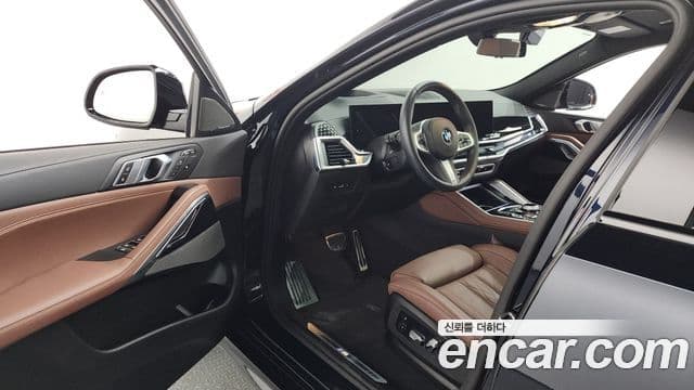 BMW X6 2025 — Фото 10/20
