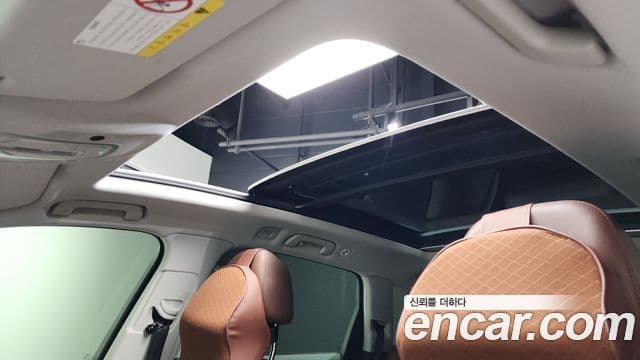Audi Q7 2019 — ფოტო 17/20