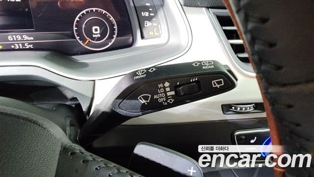 Audi Q7 2019 — ფოტო 22/39