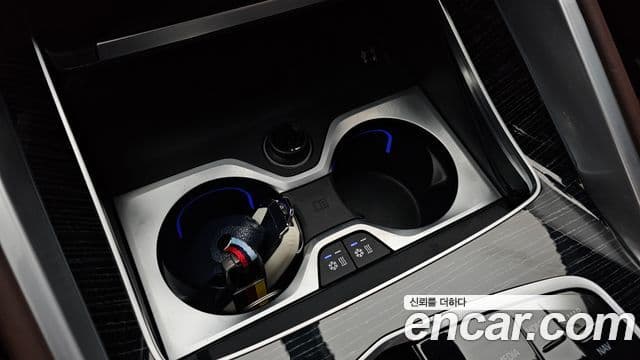 BMW X6 2024 — ფოტო 25/38