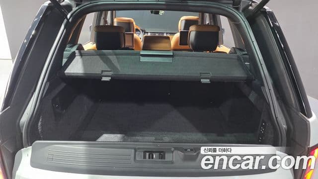 Land Rover Range Rover 2021 — Photo 23/39