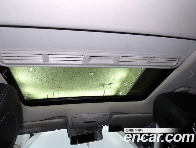 Mercedes-Benz E-Class 2018 — Şəkil 8/20